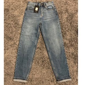 FASHION NOVA JEANS !